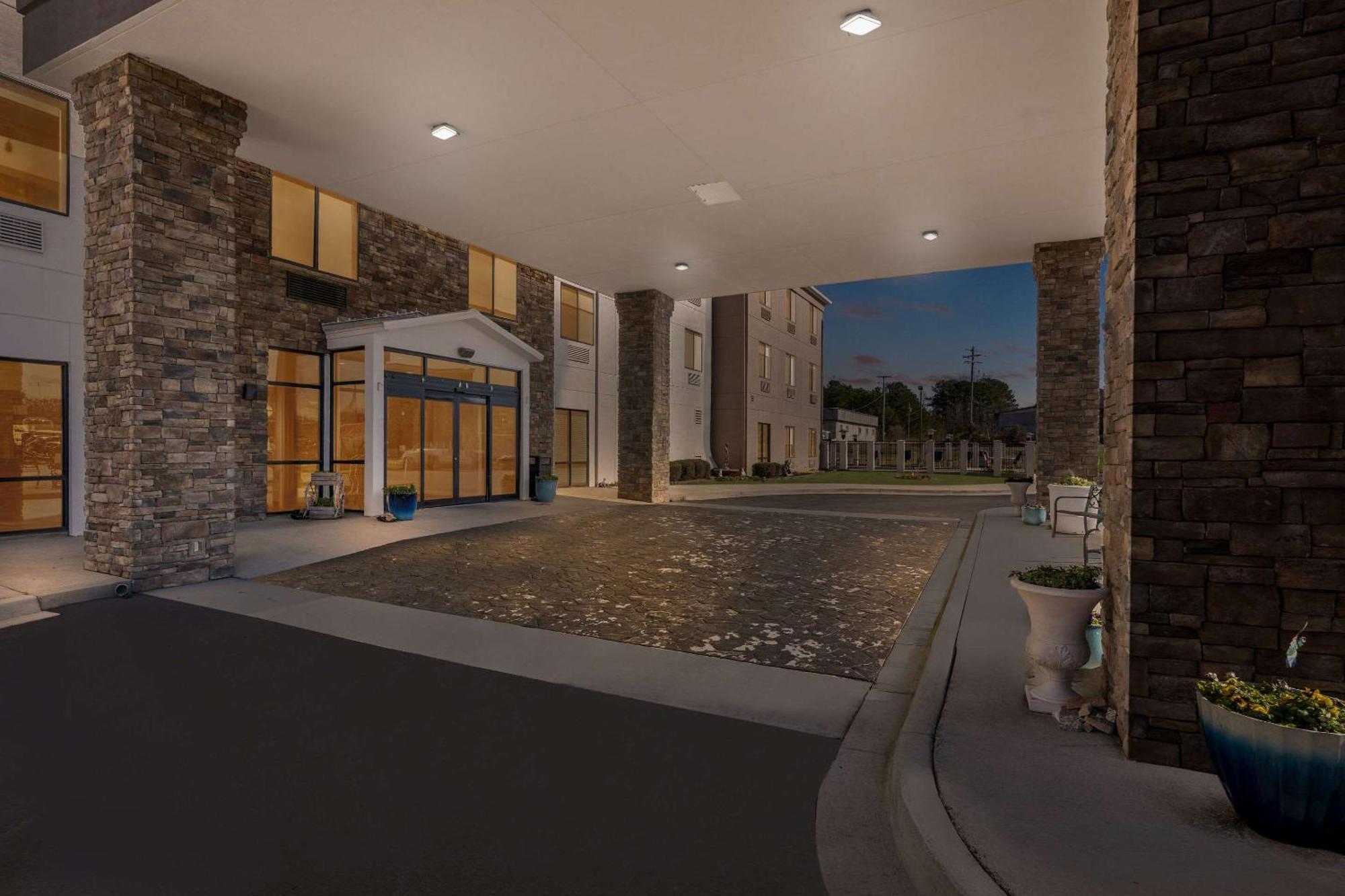 Comfort Suites Cullman I-65 Exit 310 Εξωτερικό φωτογραφία